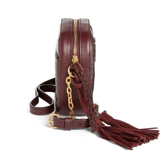 NWT $548 Tory Burch McGraw Embossed Leather Camera Bag in Beetle Berry! - Picture 4 of 8